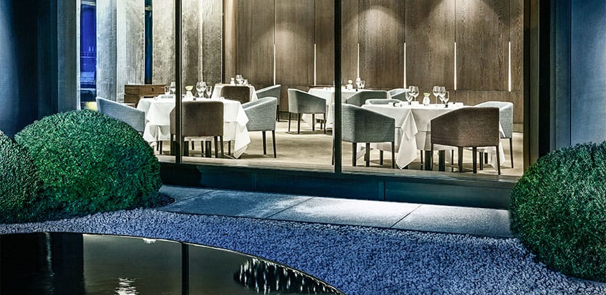 aqua-the-ritz-carlton-wolfsburg-credit-gary-schmid-1-slider