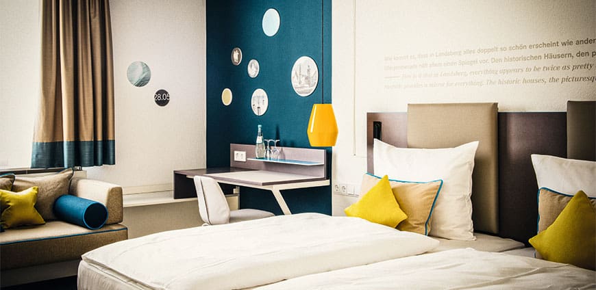 cmyk_DELAVHE_Blue-Room_hi-_1_-als-Smartobjekt-1-slider