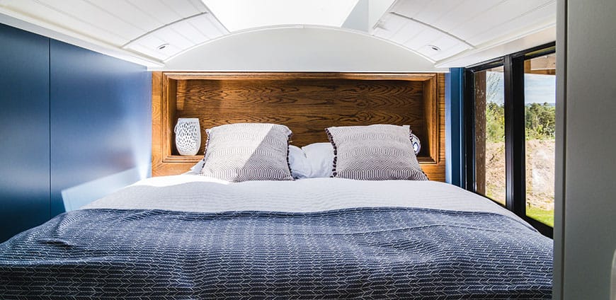 rp204-bus-stop-02-slider