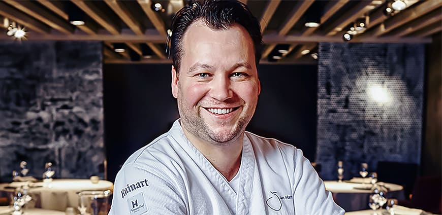 rp213-huembs-02-slider