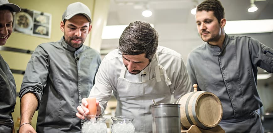 rp225_hangar7_slider5