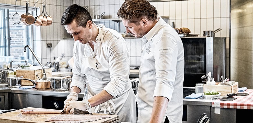 RP237-hangar-slider2