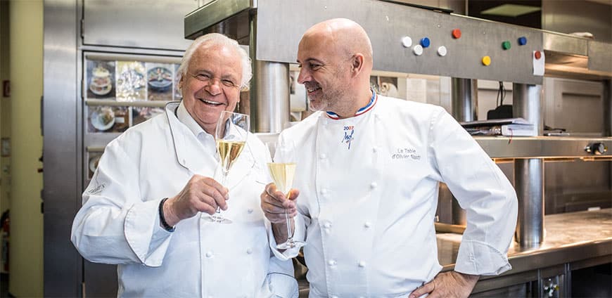 rp236-hangar7-slider4