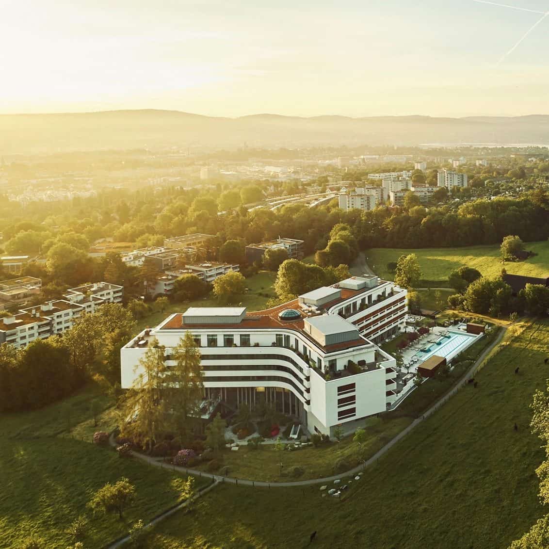 90202230_2507259729524172_5895515931488026624_o-1132x1132