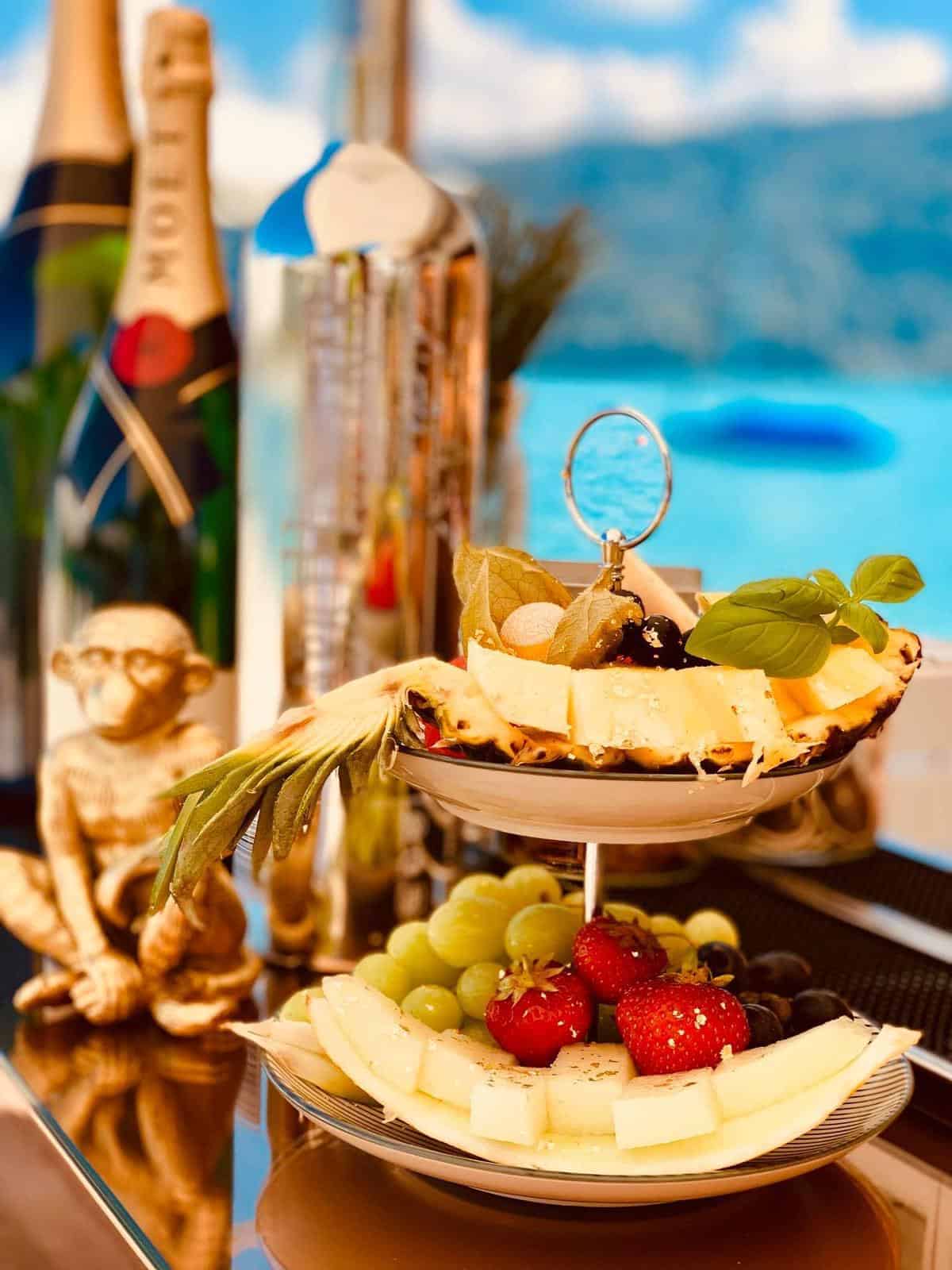 e8d3afdc-a5ee-42ef-b69b-3e4d55ee7ca8