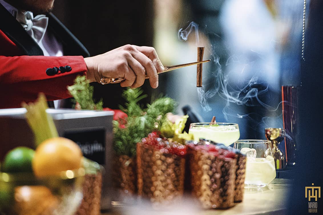 ROLLING PIN.CONVENTION