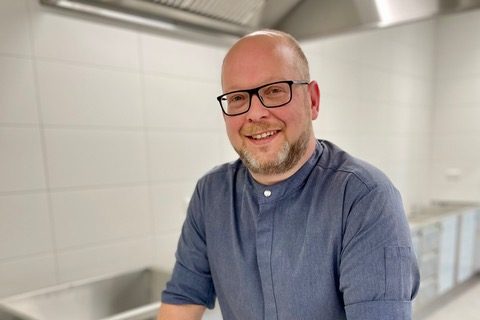 Anthony-Ileo_Rriver-Loft-Hotel-e1652711893516