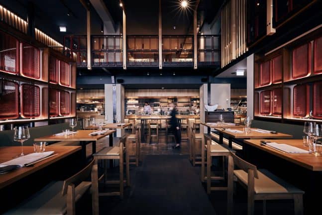 GO-by-Steffen-Henssler-Frankfurt-Restaurant-01-scaled-e1662043750674