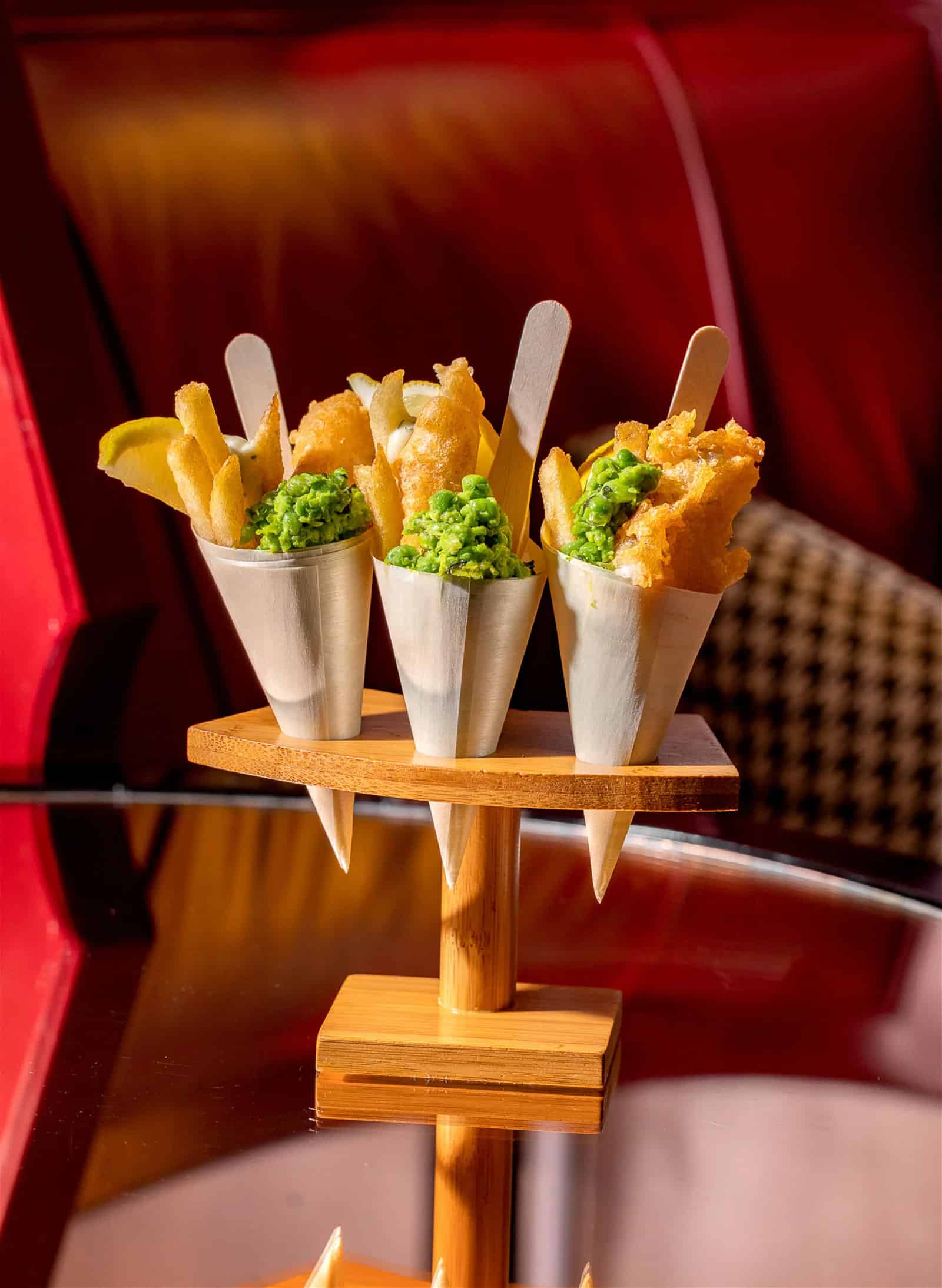 45ParkLane-CUT-OscarsFishandChips-DorchesterCollection