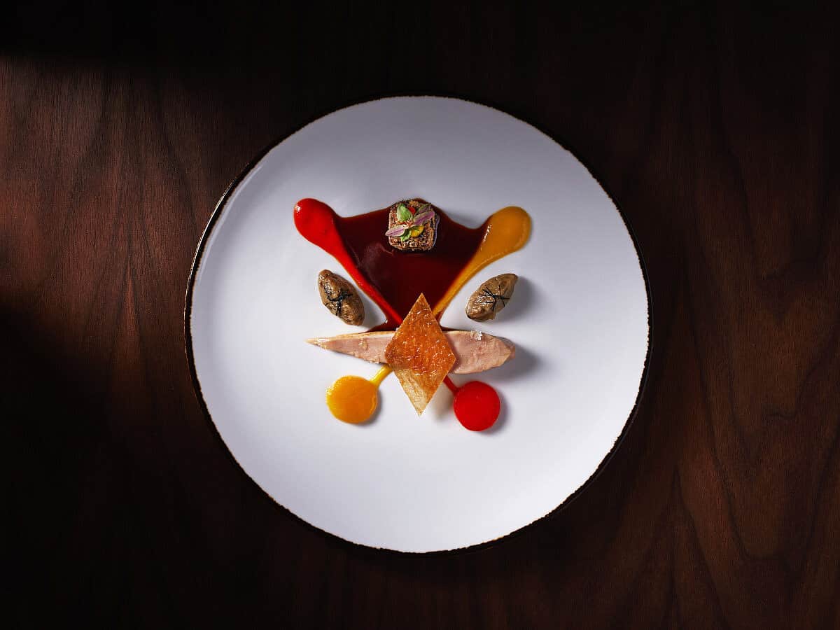 csm_tambourine-room-by-tristan-brandt-perlhuhn-paprika-aubergine_7eba22a7eb