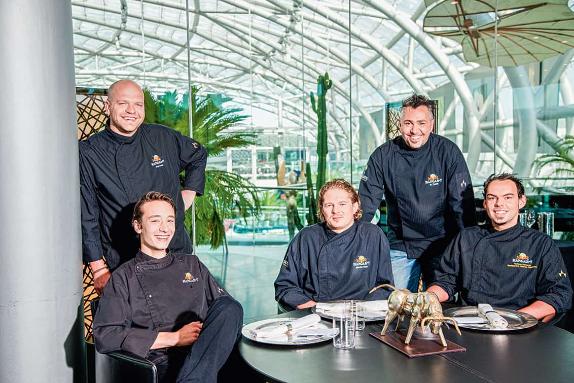 rp276-spst-hangar7-6