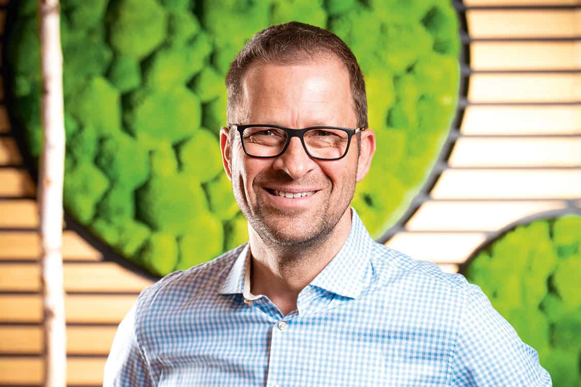 rp279-tait-david-depenau-1