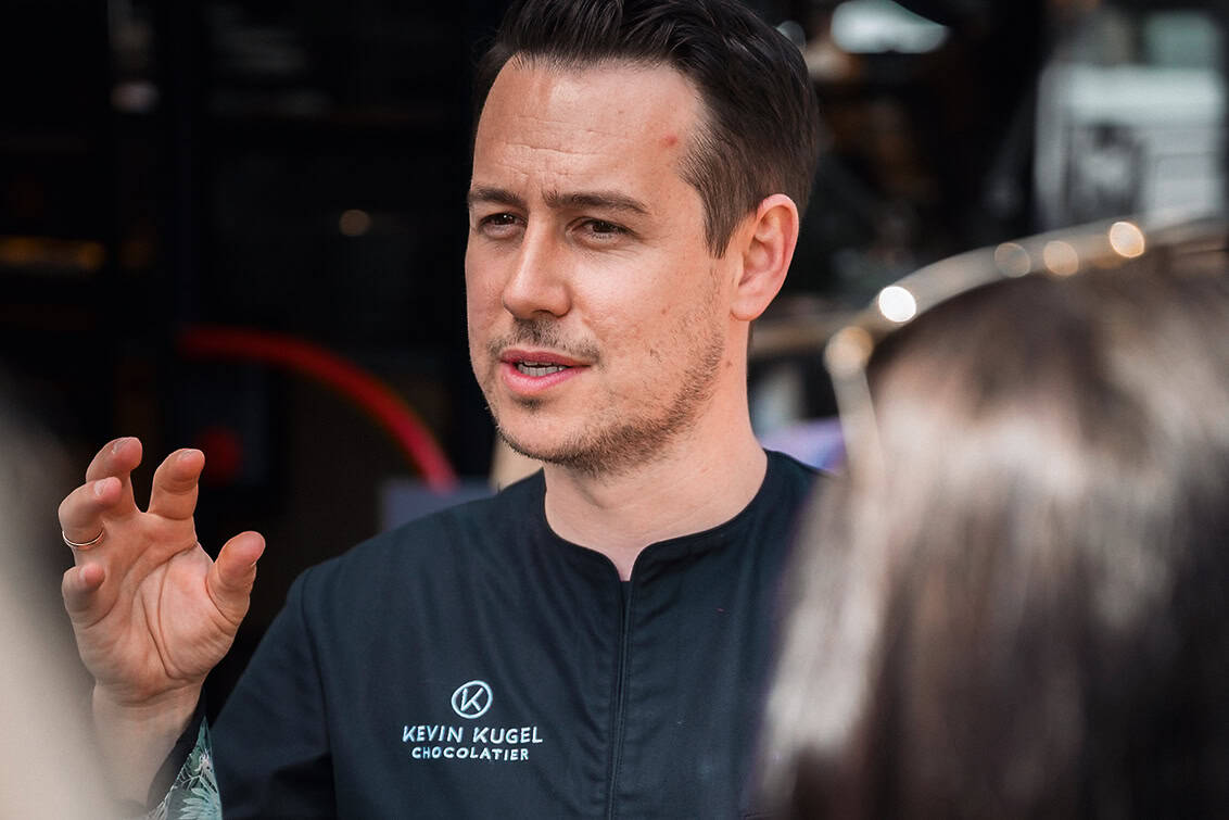 rp287-pr-freakstotable-6