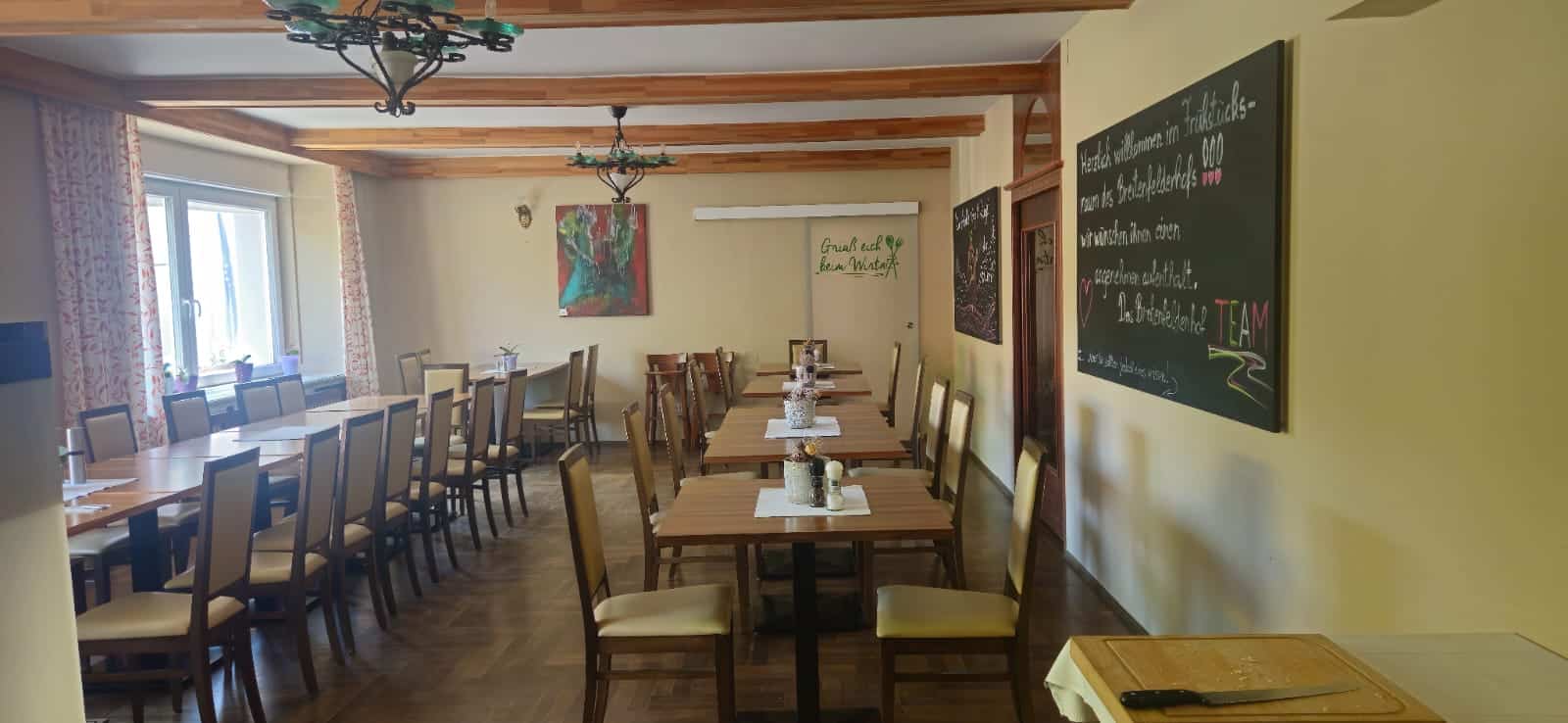 Breitenfelderhof-Gasthaus-Saal-1-b