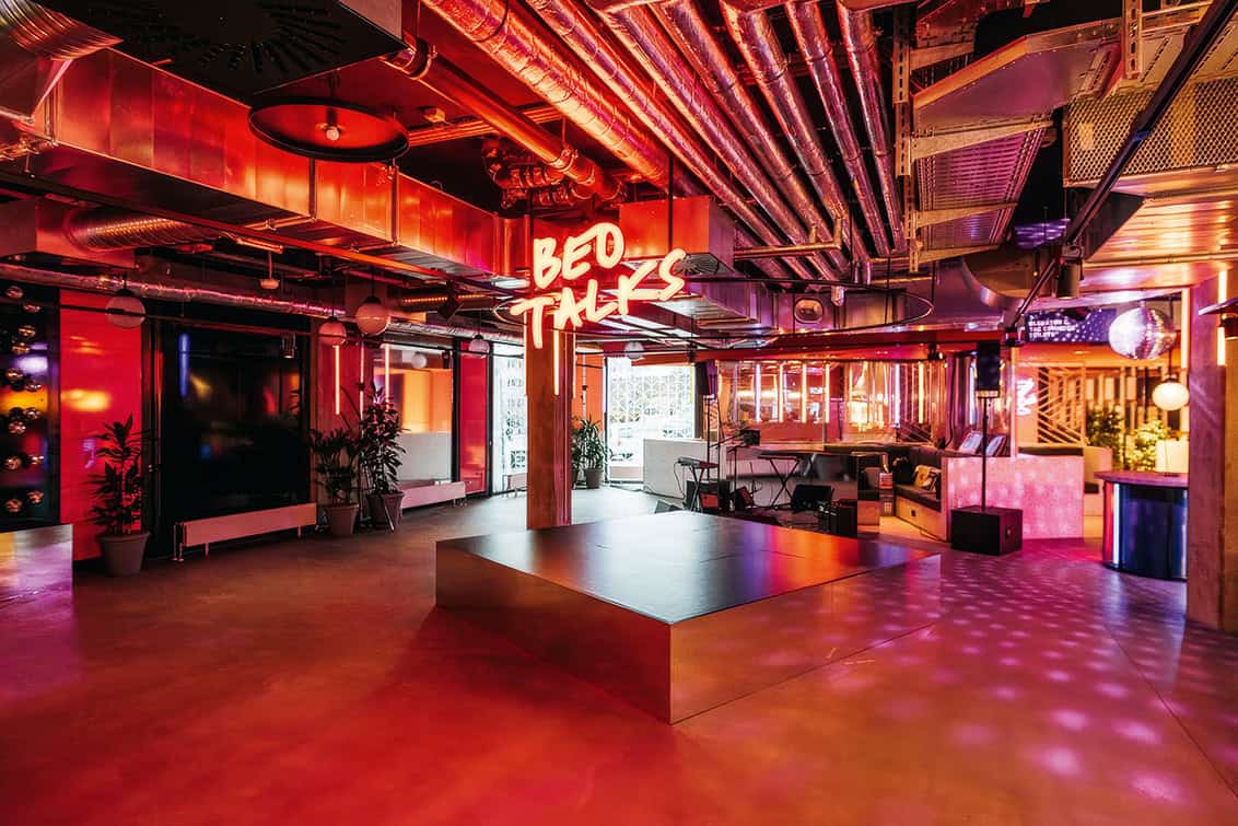 rp289-hip-social-hub-6