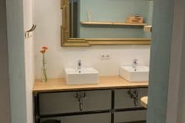 20FDA2F8-74F2-4F87-B8BA-AC3BCB475212-260x173