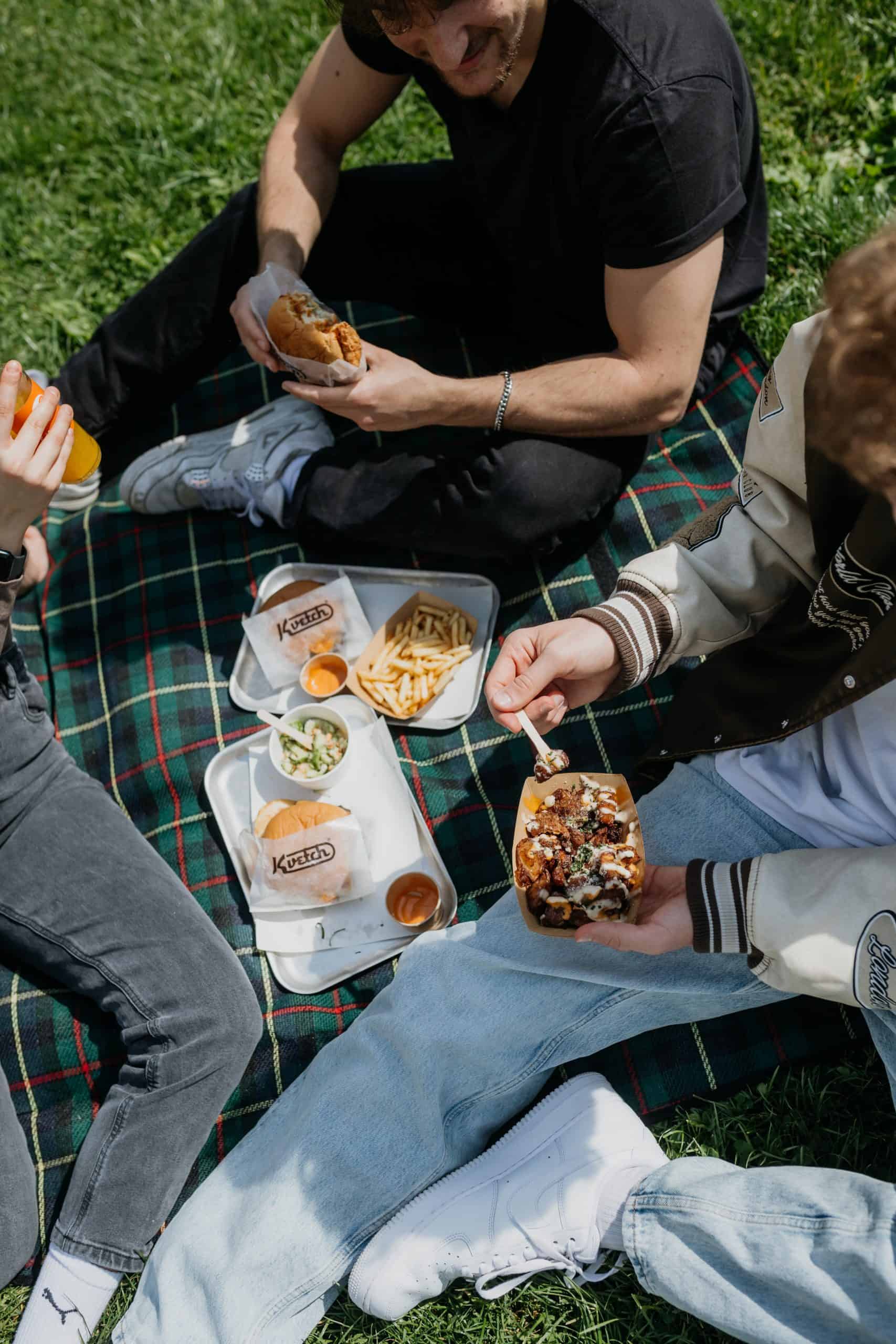 Burger-Beats-Kvetch-2-scaled