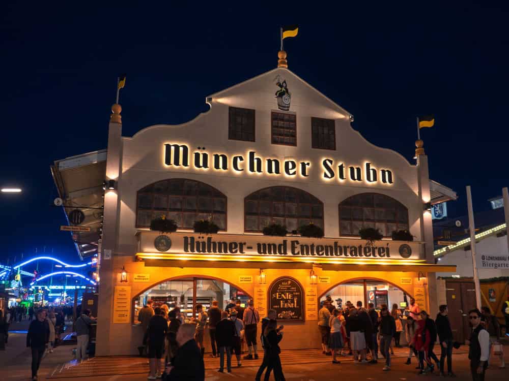 Muenchner-Stubn-Muenchner-Oktoberfest-Egger