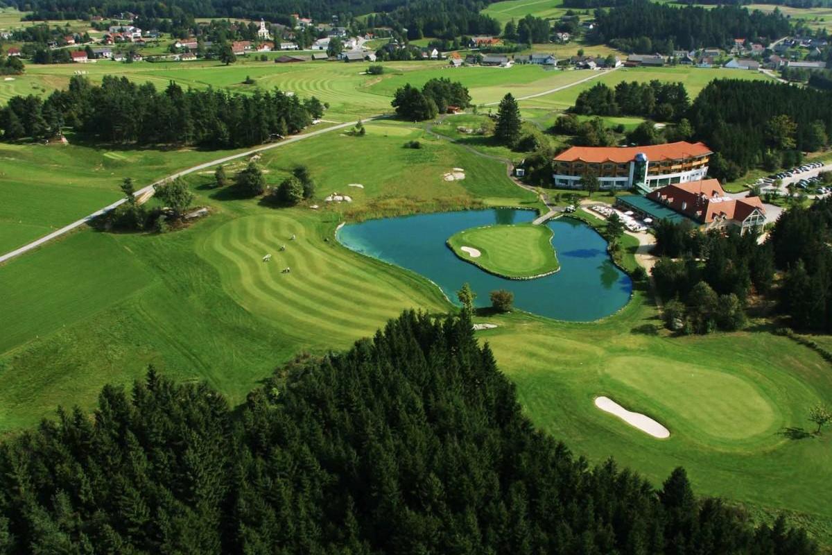 Restaurantleiter bei Leading Golfresort Haugschlag in Haugschlag