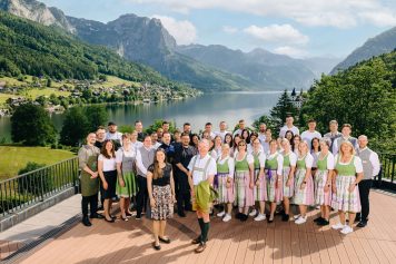 MONDI-Resort-am-Grundlsee-TEAM-2024-356x237