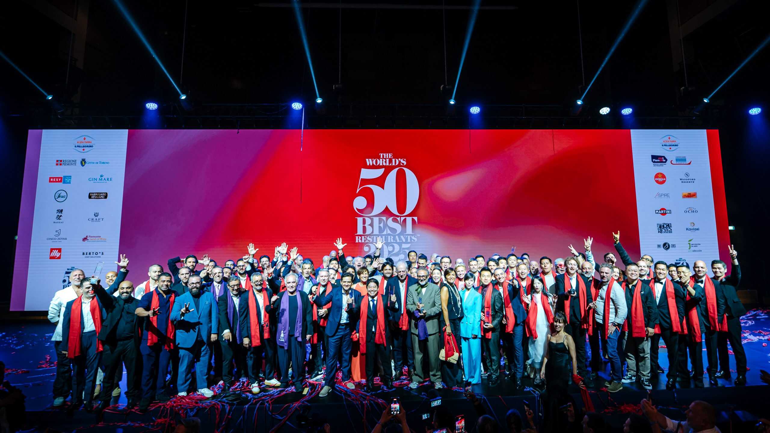 W50BR25-Group-Shot-High-Res-scaled
