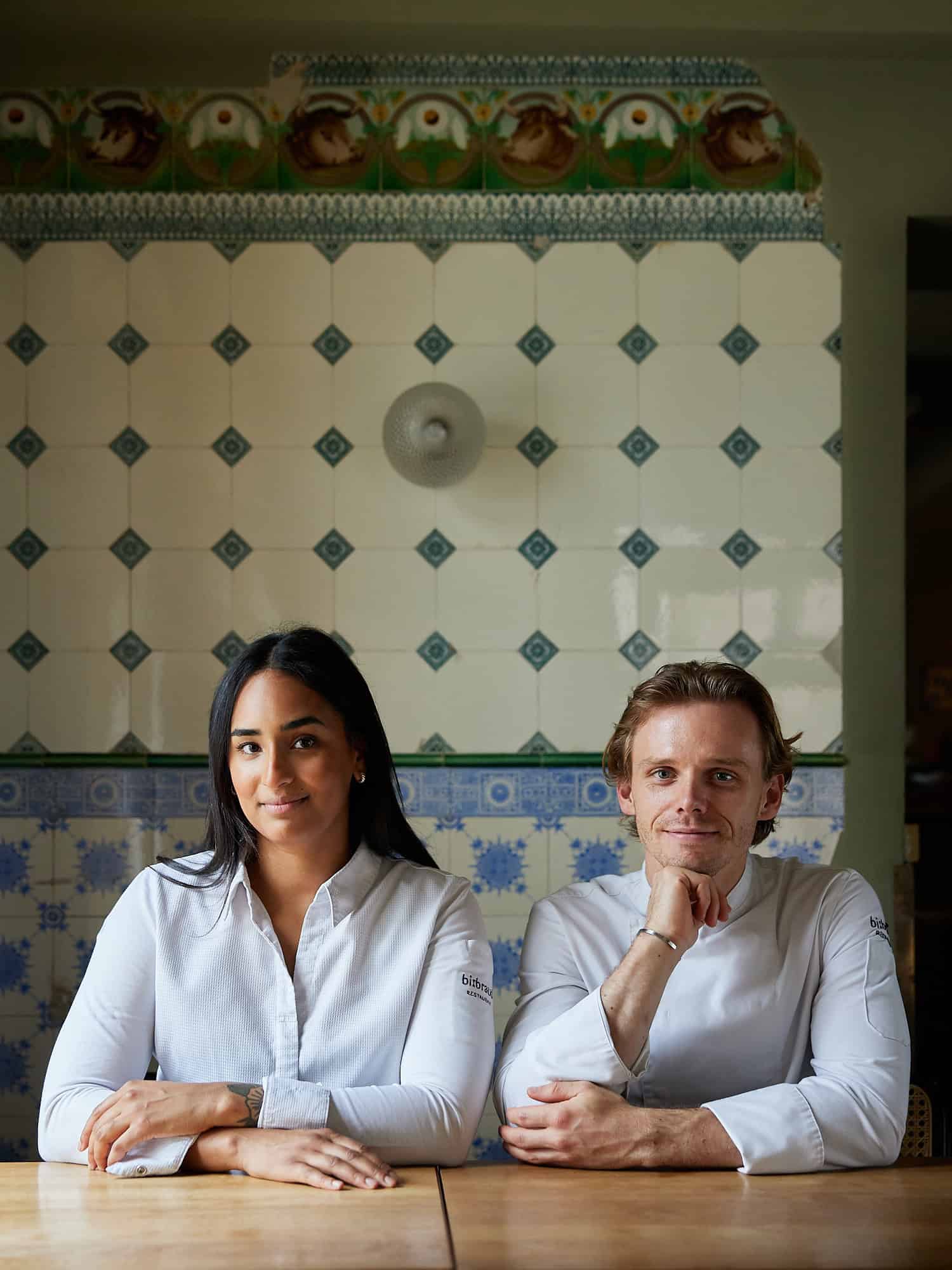 Sterneköchin Alina Meissner-Bebrout holt Tim Ostertag in ihr Restaurant bibraud in Ulm | Foto: bibraud