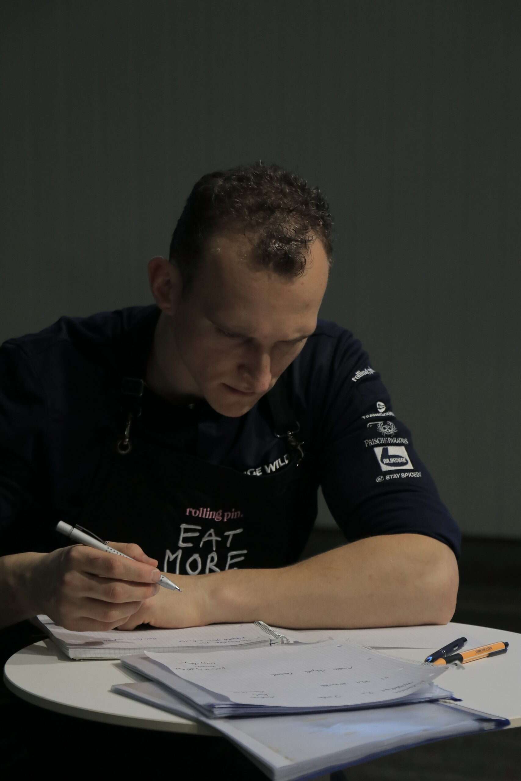 Sieger Christoph beim Brainstormen