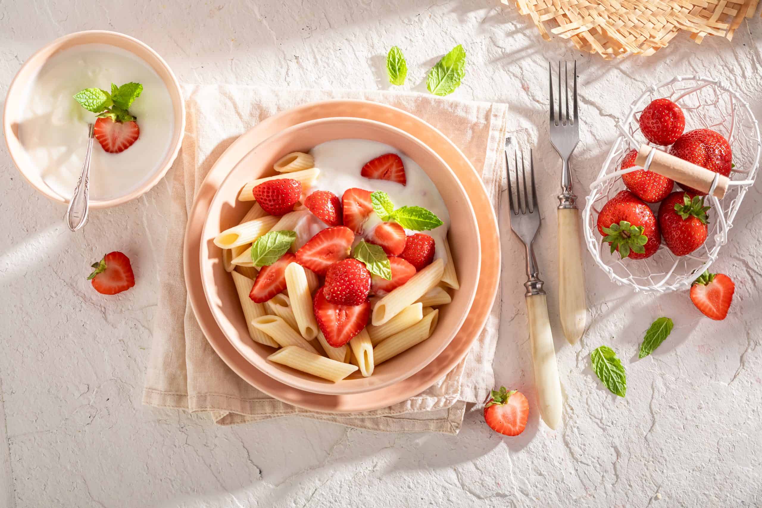 Warum man in Polen süße Nudeln mit Erdbeeren isst | Foto: Shutterstock