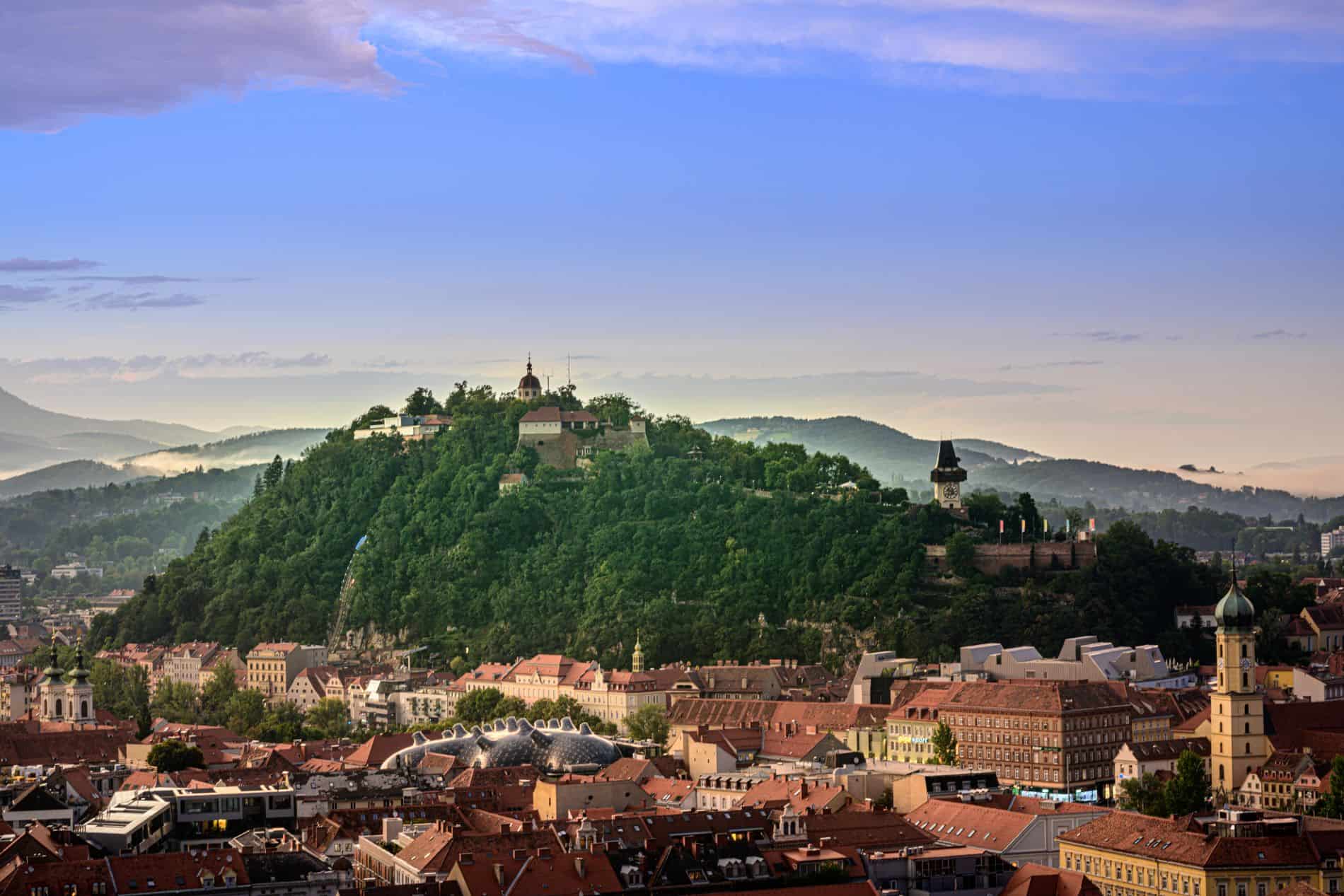 Von-Stadt-auf-Land-in-10-Minuten-c-Region-Graz-pixelmaker-Web
