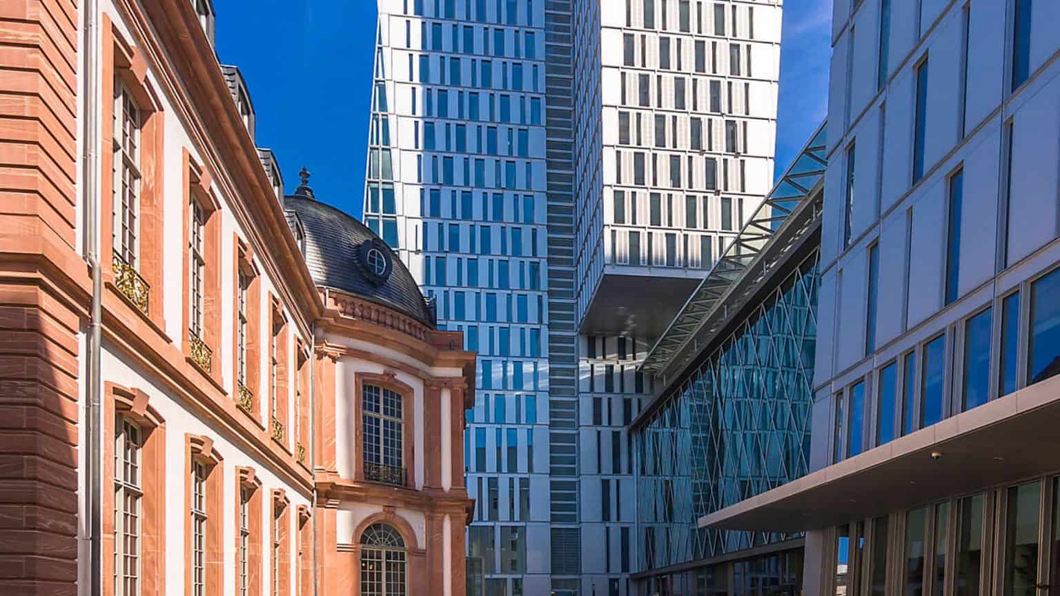 JW-Marriott-Hotel-Frankfurt_Exterior_MHP